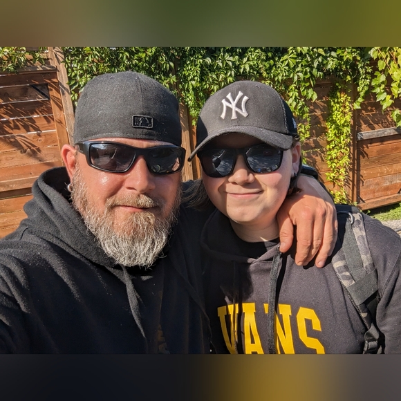 Meet your Posher, Rob😊 - Picture 4 of 9